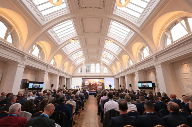 1 Conf J Martindale 014