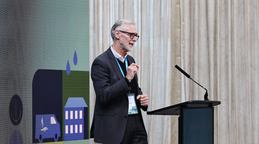 1 Conf Carl Arntzen 007